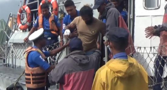 SL Navy Rescues Ill Fisherman from High Seas